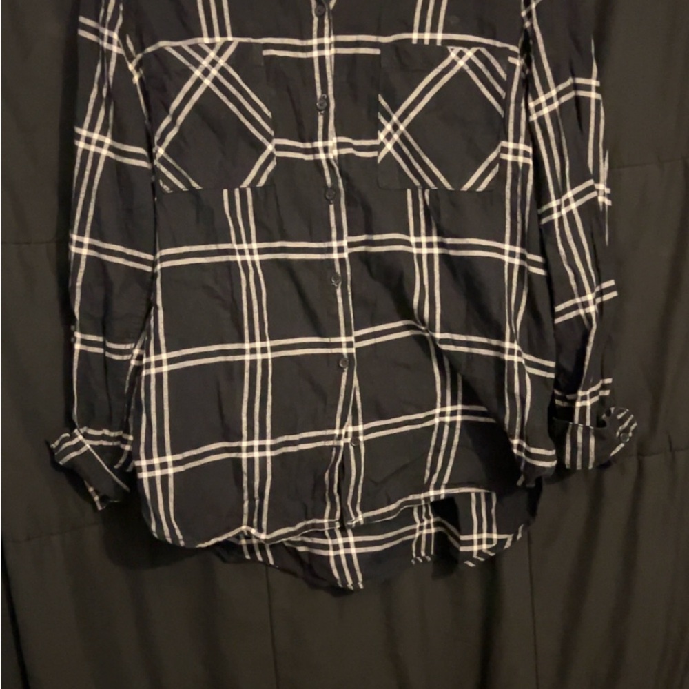 Women’s Black and White Plaid Button-Up Shirt